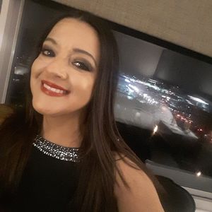 Meet your Posher, Marisa